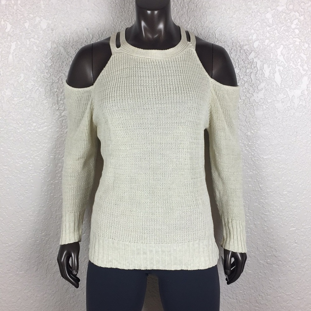 Closet Space Cold Shoulder Knit Sz L  NWT